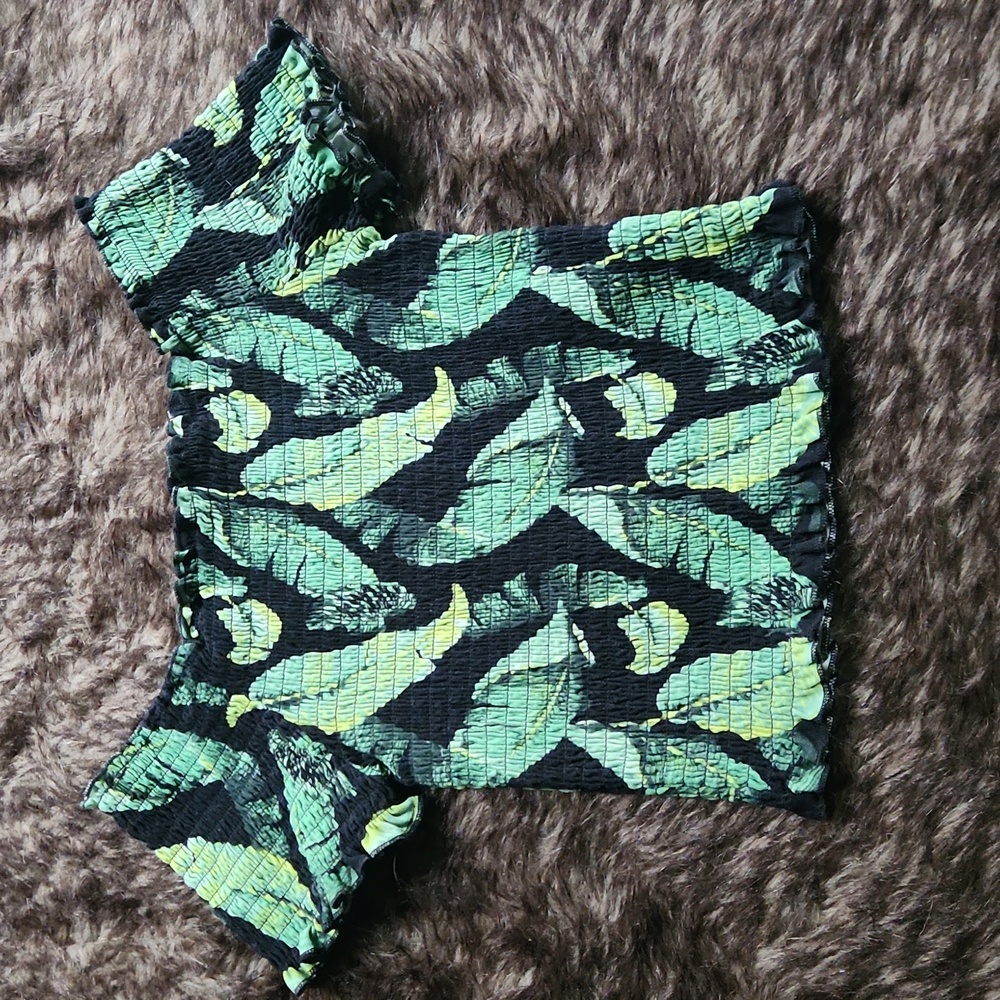 Leaf Print Off-Shoulder Stretchy Crop Top